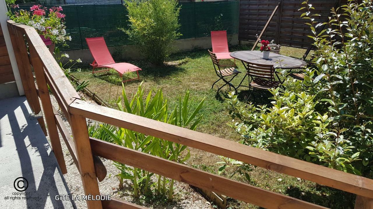 Gite La Melodie Longueville  Exterior photo